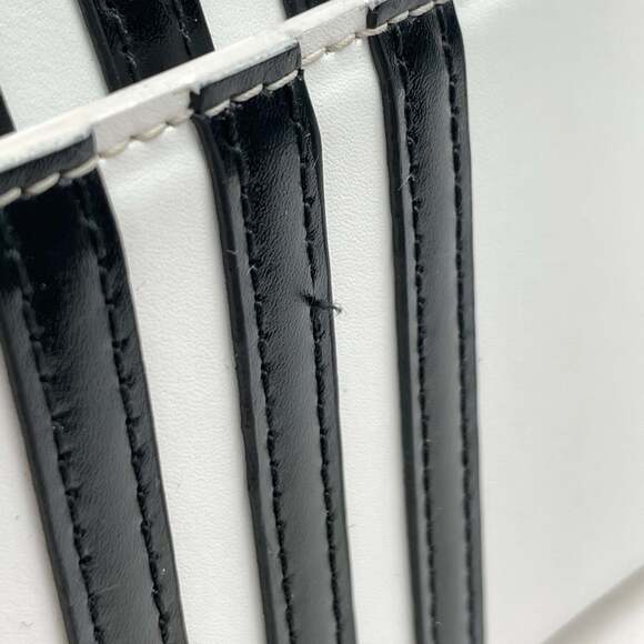 Balenciaga Hourglass Handbag in collaboration with adidas, small leather hand... - Picture 4 of 8